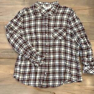 Market & Spruce Red and White Plaid Casual Shirt